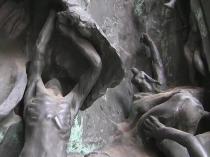 Detalle de Las puertas del infierno, de Auguste Rodin