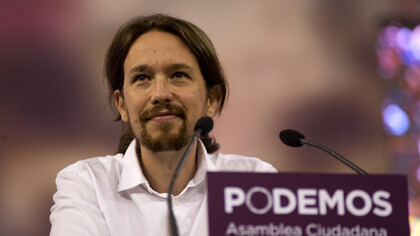 Pablo Iglesias, líder de Podemos, formación tachada de populista que ha irrumpido con fuerza en el sistema parlamentario español, hasta el punto de quebrar el bipartidismo y poner en cuestión los intereses creados del denominado «régimen del 78» 