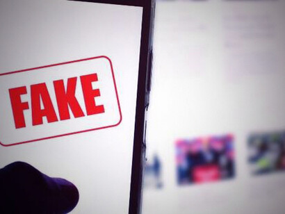 Mass media and mobile devices as platforms for fake news