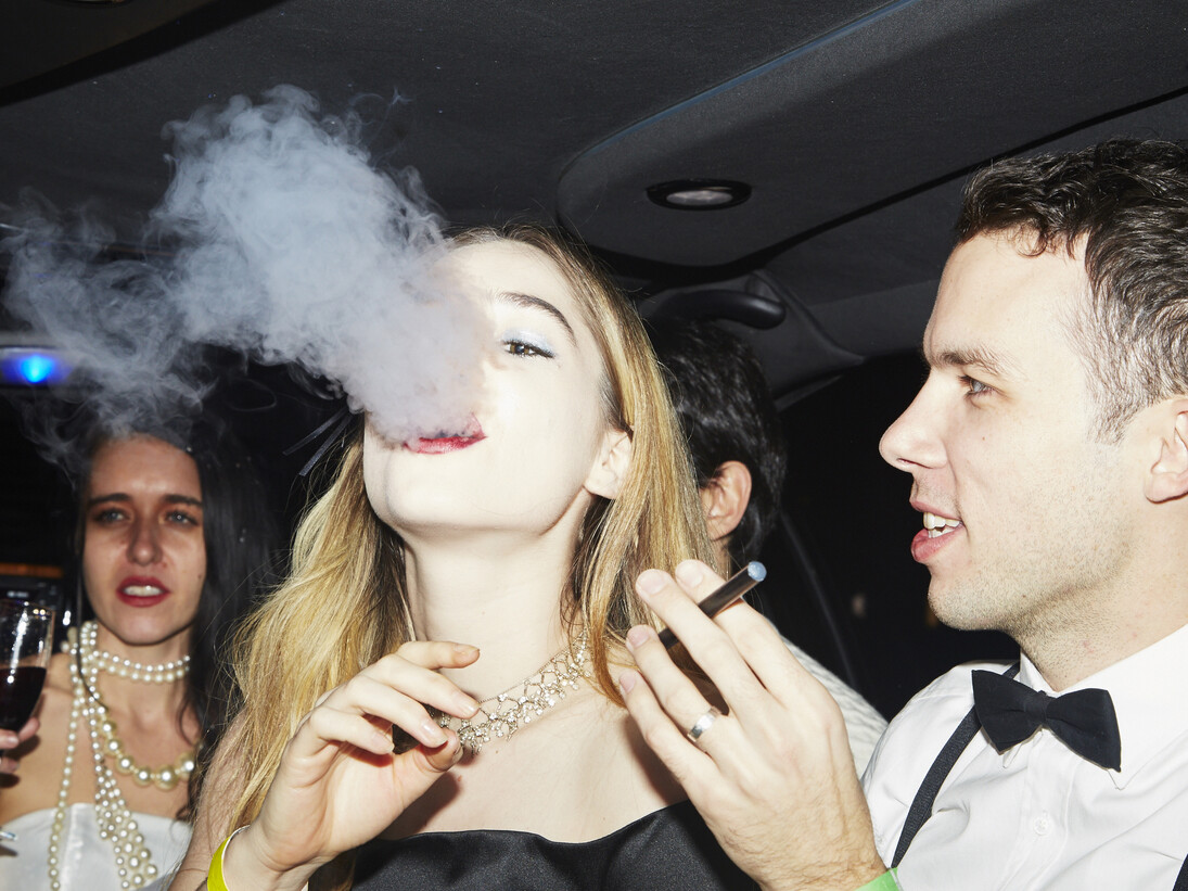 Ed Fornieles, New York New York Happy Happy (NY NY HP HP), 2014, Performance (in association with Rhizome), New Museum, New York. © the artist, courtesy Carlos/Ishikawa, London