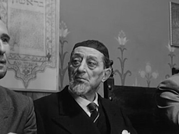 Directed by Carlo Lizzani, L’oro di Roma (Gold of Rome) is a 1961 Italian war drama inspired by the Nazi raid on Rome’s Jewish Ghetto in October 1943