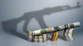 Complejo militar-industrial: comprende interacciones estatales, gubernamentales, grupos armados no estatales, el subsistema económico armamentista y las narrativas políticas, ideológicas, religiosas y mediáticas que lo justifican