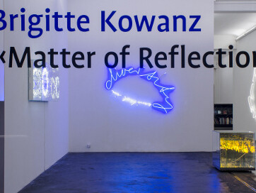 Brigitte Kowanz. Courtesy of Häusler Contemporary Zurich