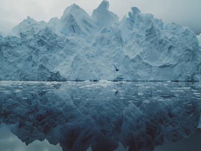 Aqua Aura, Millennial Tears, 2017, frame videoinstallazione sonora, 2-3 canali video, 39 minuti, Sinagoga, Reggio Emilia