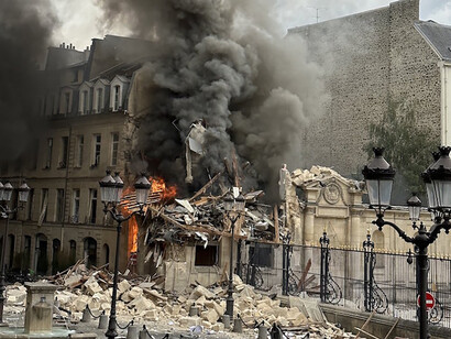 L'incendie d'une école de design à Paris, pendant le Prix Goncourt. Est-ce du terrorisme ou juste une fuite de gaz ? © AFP