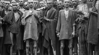 «Hay hombres que luchan un día y son buenos. Hay otros que luchan un año y son mejores. Hay quienes luchan muchos años, y son muy buenos. Pero los hay que luchan toda la vida: esos son los imprescindibles» (B. Brecht)