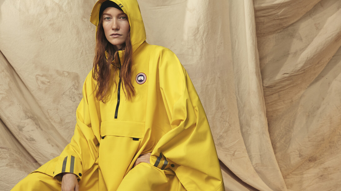 Canada Goose, Field Poncho, Rain Jacket Overboard Yellow