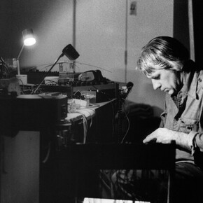 David Tudor, The Kitchen New York City, 1978. Photo by Stan Ries