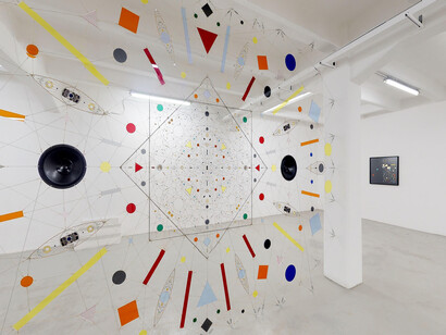 Technological Mandala 141 Perpetual nexus 00, 2019                                                                                                                                          
Electronic components, copper wires, varnish, lead, acrylic paint, steel, transparent perspex, brass wire, copper ferules, turnbuckles, mobile phone, 325x458 cm | 128x18½ inches
Courtesy: The Flat – Massimo Carasi 
Photo credit: The Flat
