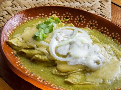 Enchiladas suizas mexicanas