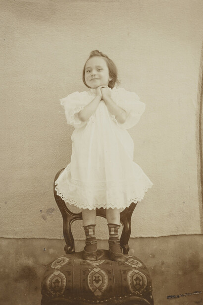 Léon Bovier, Portrait of Madeleine Bovier as a toddler, ca. 1900. Courtesy of FOMU
