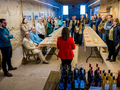 Susana Herranz, Lady Vermut, es una sumiller que convirtió su pasión por el vermut en un proyecto de divulgación, formación y defensa de la producción artesanal