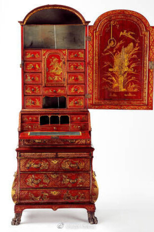 Bureau cabinet, about 1735, Europe. Museum no. W.8:1 to 9-1972. © Victoria and Albert Museum, London
Furniture, room 135, level 6, The Dr. Susan Weber Gallery