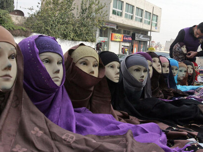 Manichini di burka in Turchia