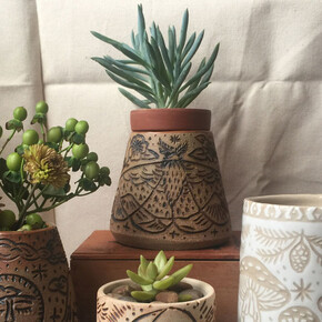 A Park Towne Place Holiday Affair Art + Craft Market. Courtesy of InLiquid Art + Design