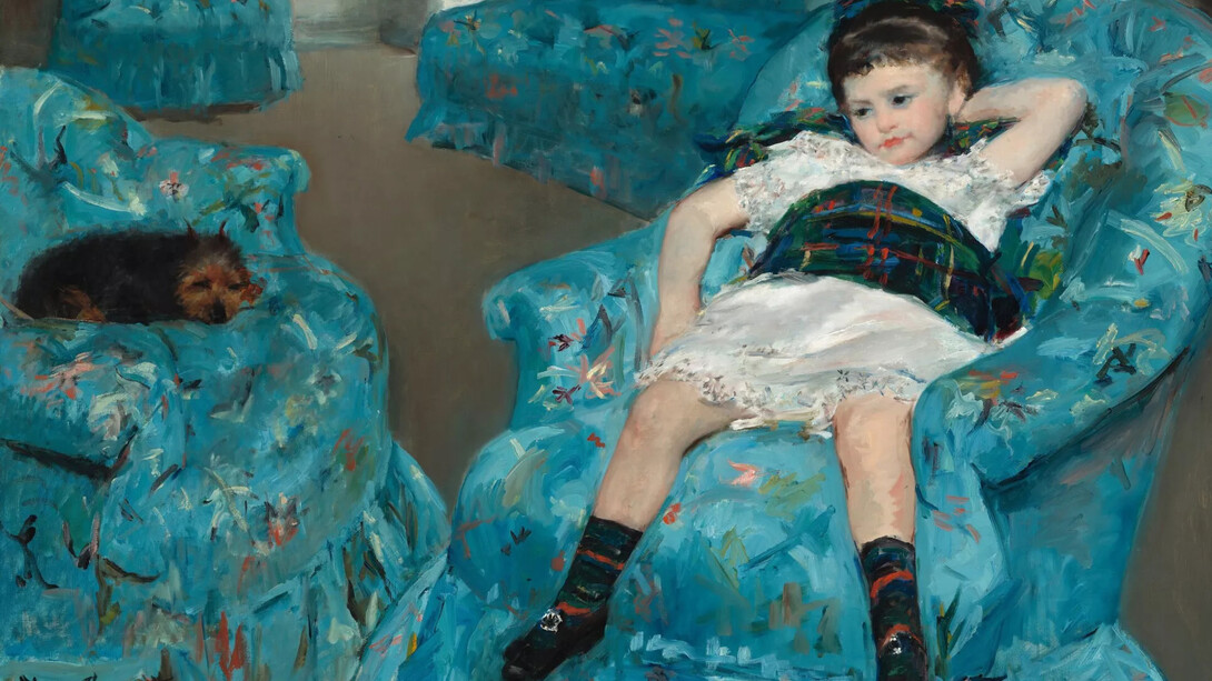 Mary Cassatt, Fillette dans un fauteuil bleu [Enfant dans le salon bleu] (detail), 1878. Courtesy of Musée d’Orsay
