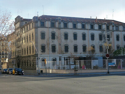 Los trabajadores del sistema penitenciario, deben centrar sus esfuerzos en influir y condicionar las conclusiones a las que un criminal llega, acerca del por qué ha terminado preso.  Prisión La Modelo, Barcelona, España