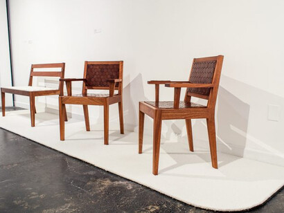 Annie Evelyn, Exhibition view. Courtesy of Houston Center for Contemporary Craft 
