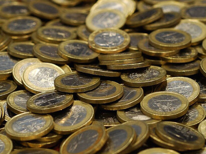 Economía. El reto: enjugar el déficit público y una salida real de la crisis