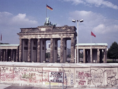 Berlino, la Porta di Brandeburgo nel 1988