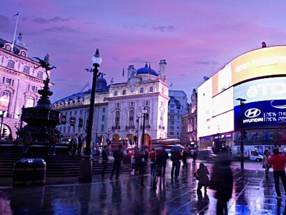 Piccadilly Circus: una de las plazas más famosas de Londres