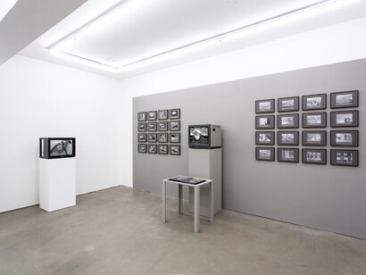 Nil Yalter, installation view