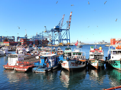 Vista del puerto de Valparaíso, Chile