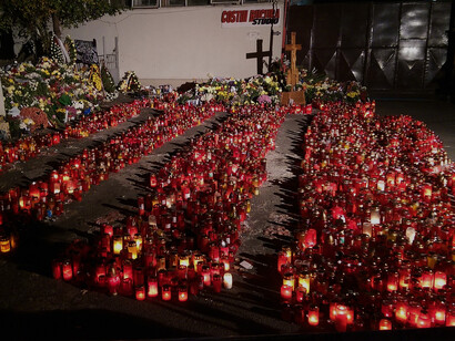 On October 30, 2015, a devastating fire at a nightclub in Bucharest, Romania, resulted in 64 fatalities—26 at the scene and 38 later in hospitals—and left 146 individuals injured. The tragedy, sparked by a fireworks accident, stands as the deadliest of its kind in Romanian history