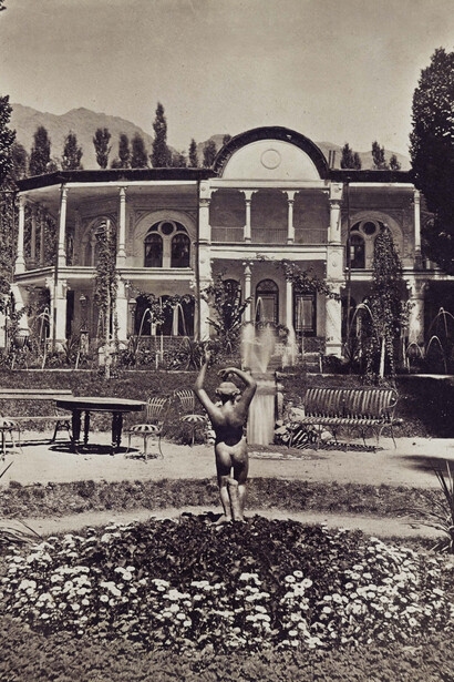 Antoin Sevruguin, Palast von Kamran Mirza, Gartenparterre, Iran, ca. 1880-1896. Mit freundlicher Genehmigung des Museum Rietberg