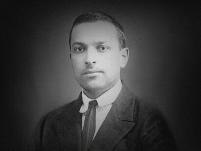 Lev Vygotsky foi um psicólogo e pedagogo soviético, pai da escola histórico-cultural.