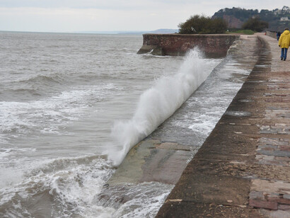Encajar en el estatus de la academia, la empresa o institucionalidad es más adecuado, aunque no sea tan satisfactorio. Teignmouth, Inglaterra