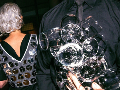 Jessica Craig-Martin, Mirror Image. Courtesy of Nathalie Karg Gallery