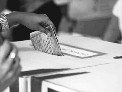 Il calo vertiginoso delle forme partecipative si è inevitabilmente riflesso nel calo della stessa partecipazione passiva, il voto