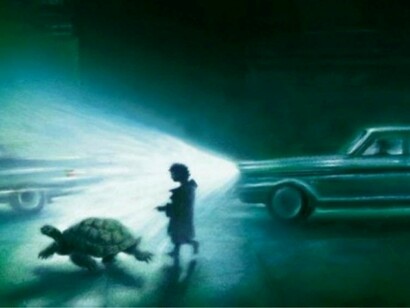 Momo con la tortuga Casiopea