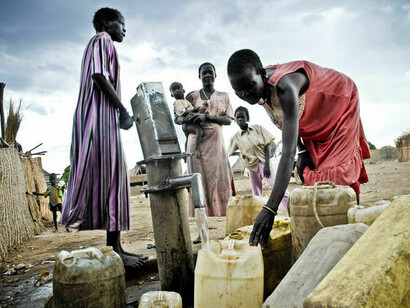 En los últimos años, Oxfam ha llevado a cabo a campañas de potabilización en distintas zonas de África