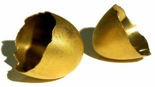 Dove Bradshaw, Nothing III, Series 2, 2004, 24 carat gold over bronze Cast of goose eggshell, 2.5 x 5 x 2.5 inches