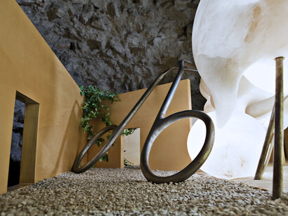 Chen Zhen, Zen garden (2), 2000. Per gentile concessione di Galleria Continua. Foto di Ela Bialkowska