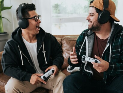 Riviste specializzate, demo e negozi di videogiochi contribuivano a creare una comunità fondata sulla scoperta, sul confronto e sulla condivisione della passione