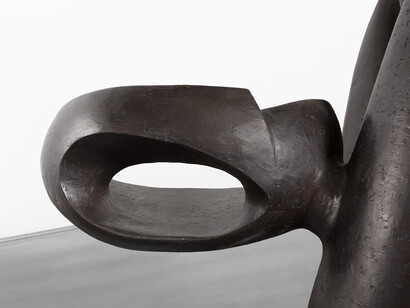 Veiled in a Dream, 2014, Bronze, 69.25 x 78 x 43 inches. Courtesy of Wendell Castle and Friedman Benda. Photography: Adrien Millot