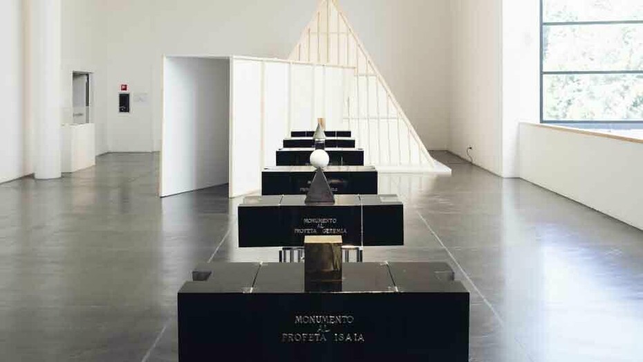 Qui e altrove. Gli ambienti di Paolo Scheggi 1964–1971, vista della mostra. Cortesia di Museo MA*GA