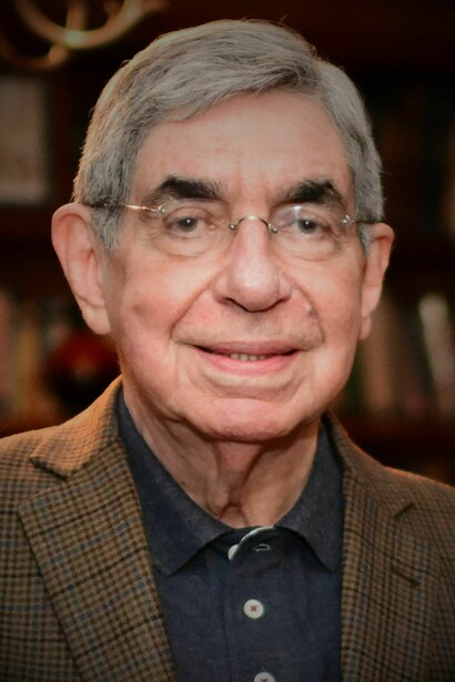 Durante la primera administración de Óscar Arias Sánchez (1986-1990), el mandatario sustituyó los rangos militares de la organización policial por denominaciones de carácter completamente civil