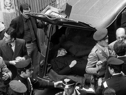 The finding of the body of Aldo Moro killed by the Red Brigades