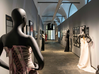 Gianfranco Ferré, through the lens, exhibition view. Courtesy of Forte di Bard 