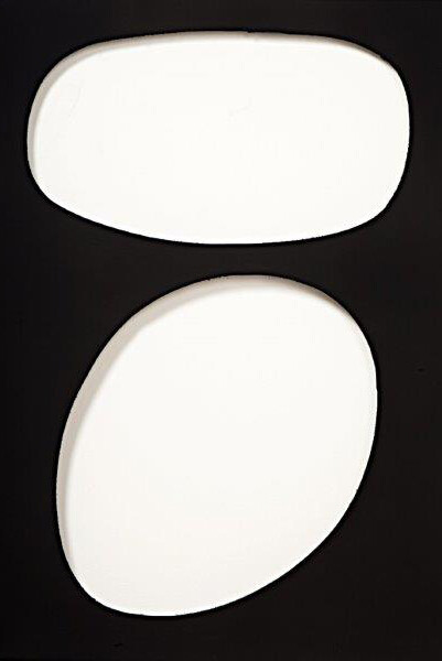 Dadamaino, Volume, 1959, Idropittura su tela, 70 x 50 cm