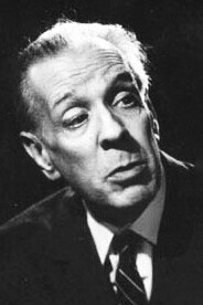 El autor argentino Jorge Luis Borges hablaba de lo innecesario del barroco