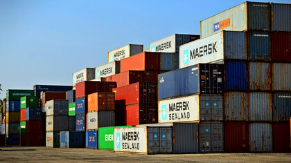 Produtos exportados e importados. Nenhum nazismo, ou comunismo, ainda que fascistas, ressuscitam máfias