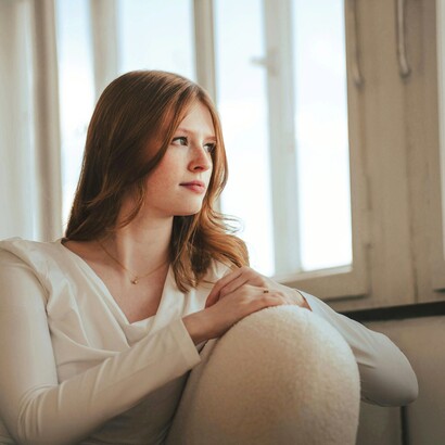 Arrendersi alla realtà non significa rinunciare, ma smettere di combattere ciò che non può essere modificato