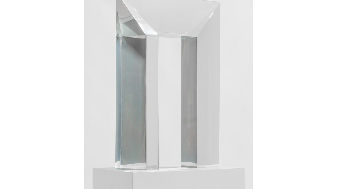 DeWain Valentine, Clear Portal, 1969-2014, Cast polyester resin, 61 x 44,4 x 10,2 cm, 24 x 17 1/2 x 4 inches, Courtesy of the Artist and Almine Rech Gallery. Photo: Joshua White
