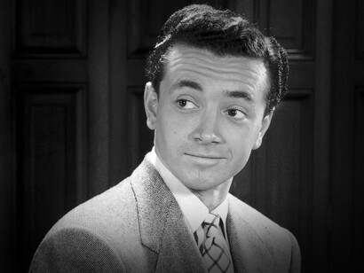 Vic Damone, ​fue un cantante y actor estadounidense; fue uno de los cantantes más exitosos de los Estados Unidos entre 1947 y a principios de la década de 1960