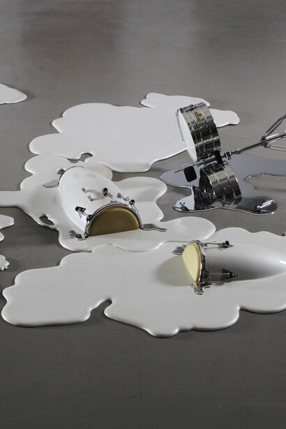 Los Carpinteros, Cuarteto Rebelde(detail), 2012, Wood and chrome metal, Dimensions variable, Private collection, Courtesy of Ivorypress, Madrid
© Los Carpinteros